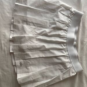 ALO yoga varsity tennis skirt size S - worn once